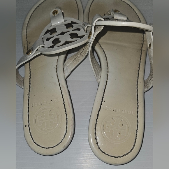 Tory Burch Miller Sandals | Size 8 | Ivory Patent Leather - Picture 4 of 8